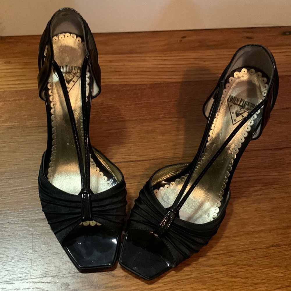 John Fluevog Heels, size 6.5 US, Black